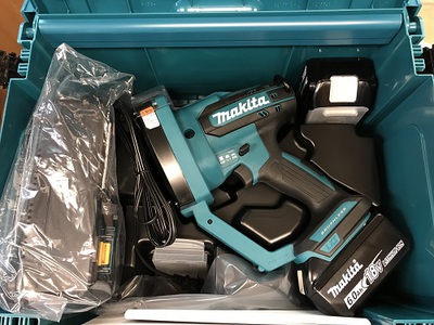 makita_sc102d_500px.jpg